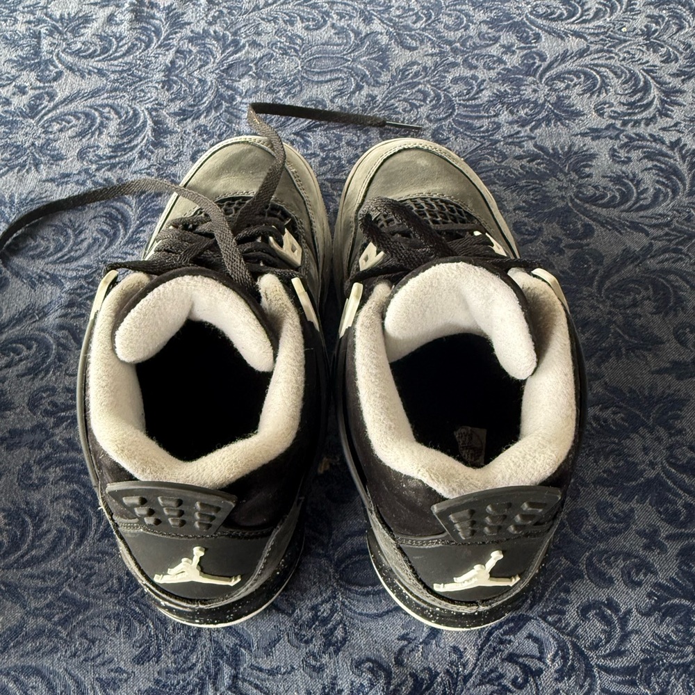 Jordan Kids Black and Grey Low-Top Basketball Sneakers